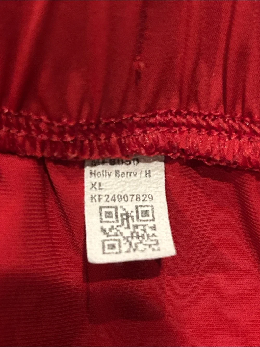 Fabletics The One Short Men's XL Red Holly Berry Athletic 5 inch Inseam Gym2Swim